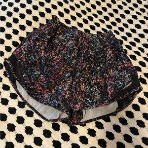 Lululemon Hottie Hot shorts